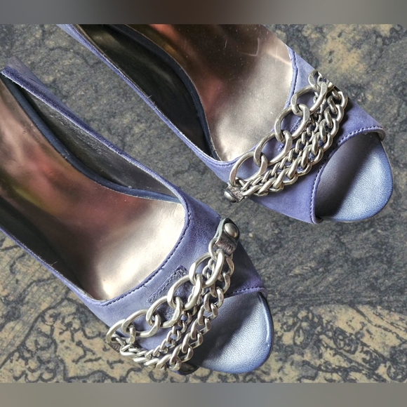 Guess Peep Toe Periwinkle Blue Leather Pumps Size 6 - Picture 4 of 7